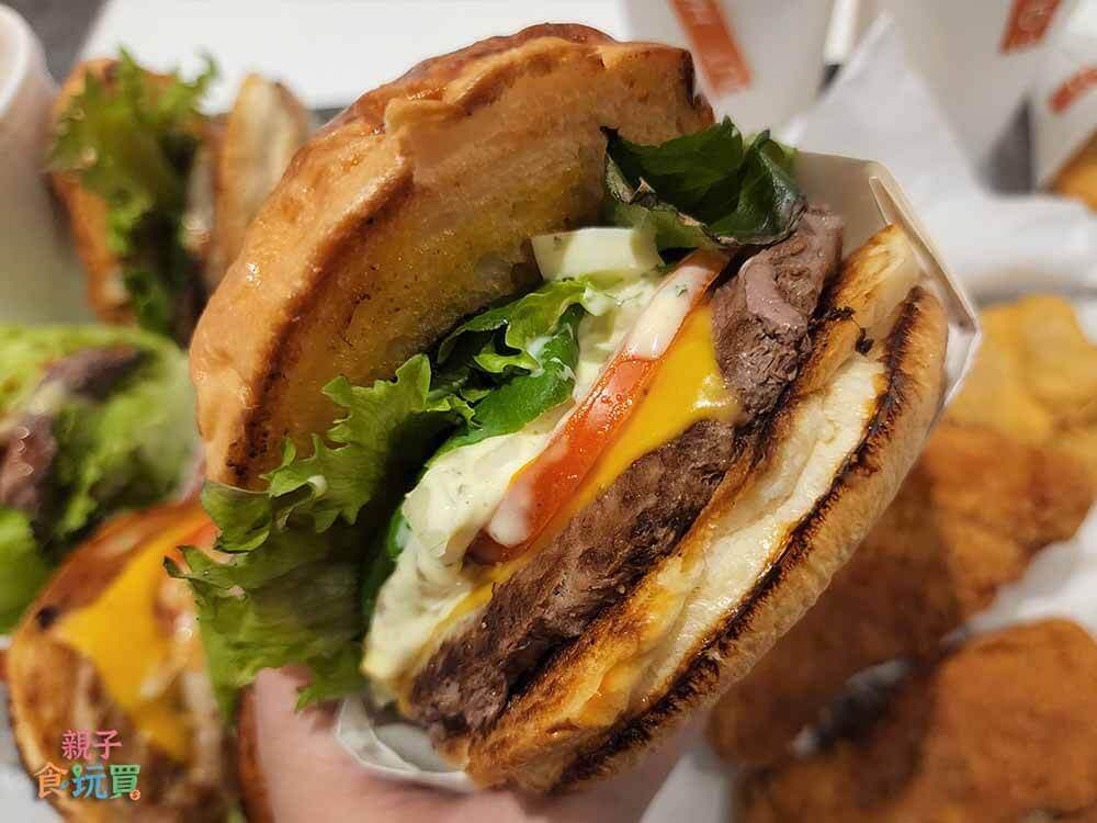 016_hangoutburger